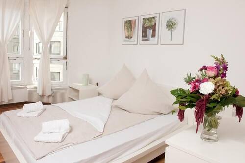 Book Am Brandenburger Tor In Berlin Hotels Com Book Am Brandenburger Tor In Berlin Hotels Com