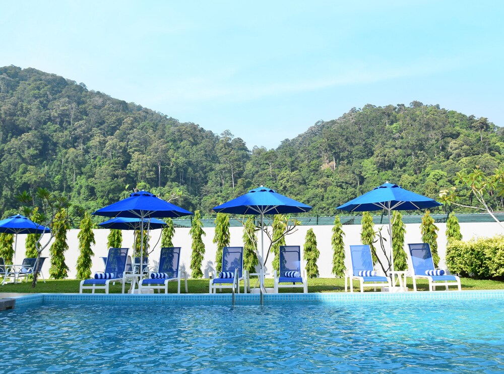 Book Avi Pangkor Beach Resort In Pangkor Island Hotels Com