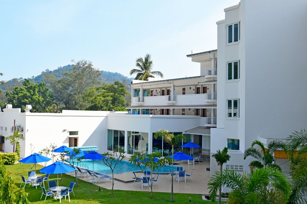 Book Avi Pangkor Beach Resort In Pangkor Island Hotels Com