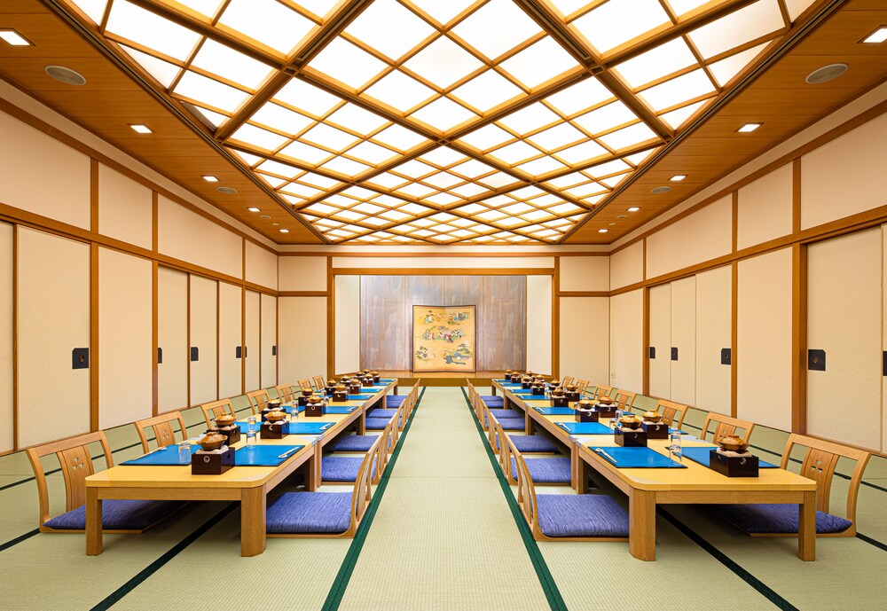 ザ グラン リゾート エレガンテ 淡路島 淡路 の宿泊予約 ホテルズドットコム