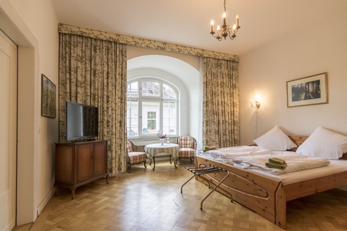 Gastehaus Musmann Hann Muenden Info Photos Reviews Book At Hotels Com