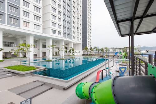 Rex Ollie The Edge Residence Subang Jaya Updated Price Reviews Hd Photos Hotels Com