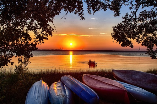 サニー 眺めのいいポーチ ベッドルーム 2 室 ホーム ウィルミントン の宿泊予約 ホテルズドットコム