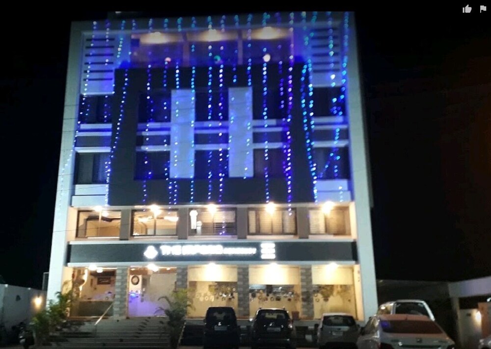 Book The Imperia Residency In Jalgaon Hotels Com Yandex.maps can help you find a street, building or business; book the imperia residency in jalgaon