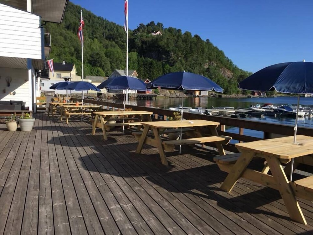 Tysnes Sjo Og Fritid Tysnes Norway Tysnes Hotel Discounts Hotels Com