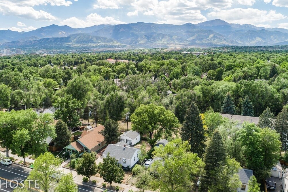 ベッドルーム 2 室 クラシック ダウンタウン ハウス 明るく チャーミング コロラドスプリングズ の宿泊予約 ホテルズドットコム