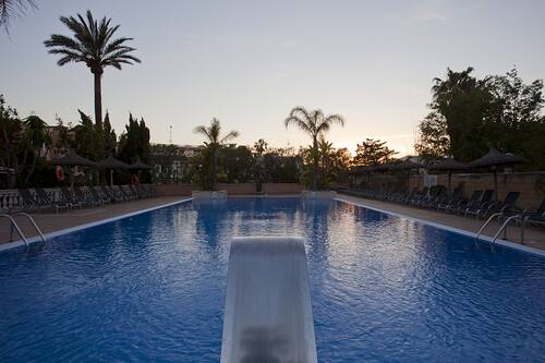 Bahia De Alcudia Hotel Spa In Alcudia Hotels Com