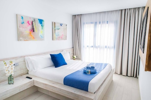 Hotel Vacanzy Urban Boutique Adults Only In La Oliva Book On Hotels Com