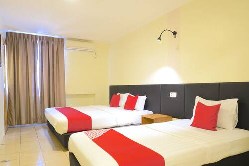 Oyo 89557 Welcome Inn Bintulu Malaysia Bintulu Hotel Discounts Hotels Com