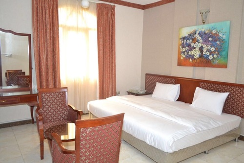 احجز فندق الزين في رأس الخيمة قارن