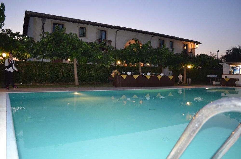 Aranceto Turismo Rurale Syracuse Italy Syracuse Hotel Discounts Hotels Com