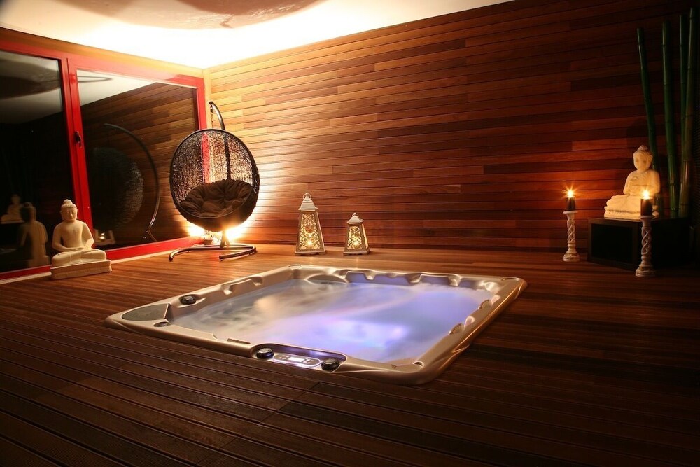室内spa 浴缸