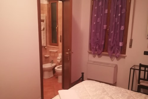 Book B B Ciampino In Ciampino Hotels Com