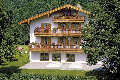 Book Gastehaus Pfatischer In Rottach Egern Hotels Com