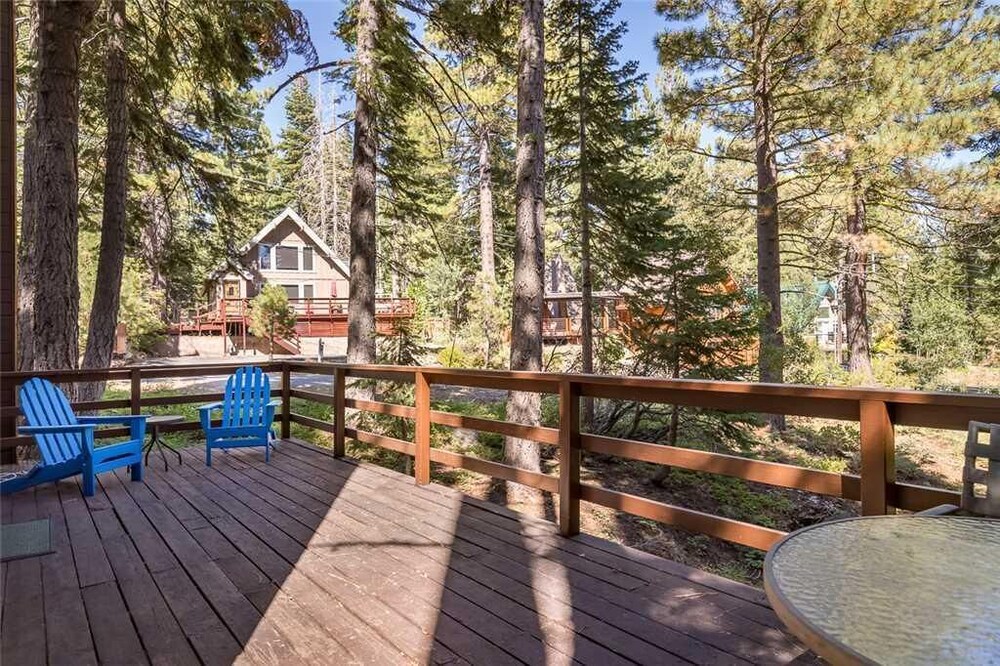 Book Private Beach Access Renovated Pet Friendly Cabin Pine Cone Haven 108 In Lake Tahoe And Vicinity Hotels Com