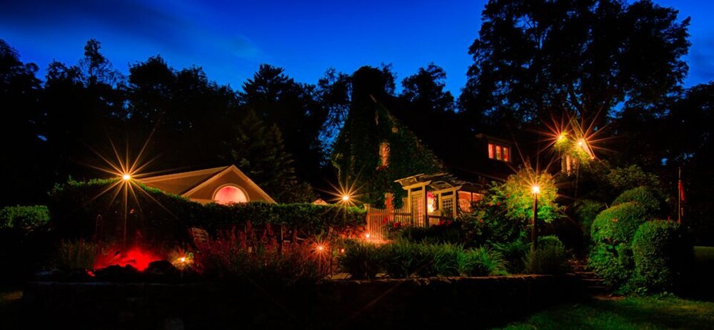 Book Howarth House B B In Fitchburg Hotels Com