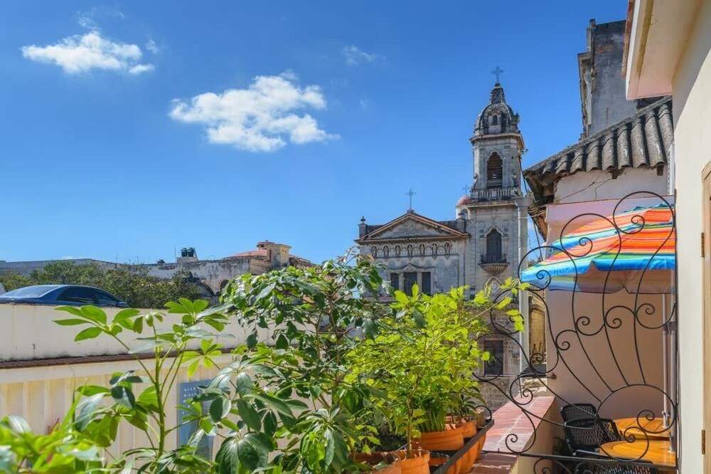 Bed Breakfast Telefonica In Havana Hotels Com