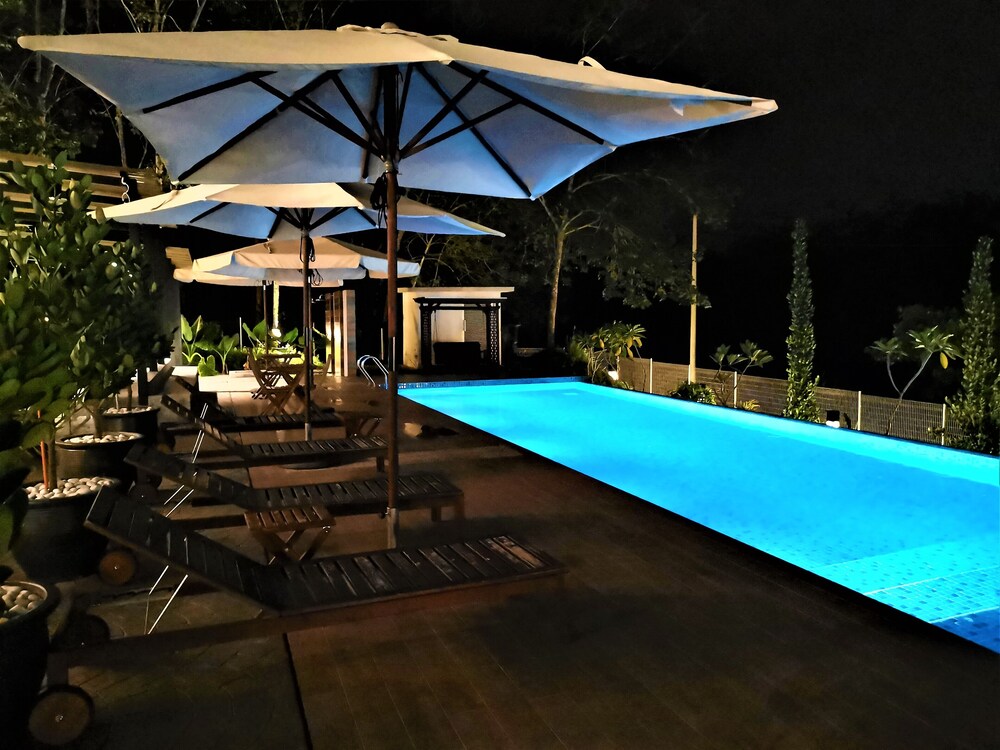 The Rubber Escape Alor Gajah Updated Price Reviews Hd Photos Hotels Com