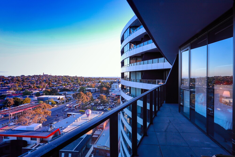 Book Astra Apartments Glen Waverley Galleria In Syndal Hotels Com