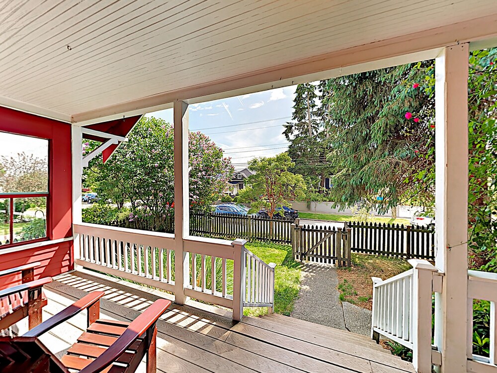 かわいいホーム レストラン お店 公園まで数ブロック ベッドルーム 3 室 シアトル の宿泊予約 ホテルズドットコム