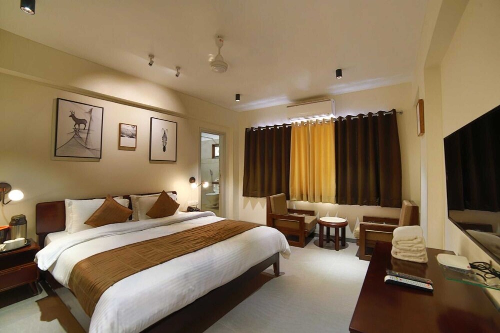 Book Hotel Marigold Mount Abu With Swimming Pool In Abu Road Hotels Com