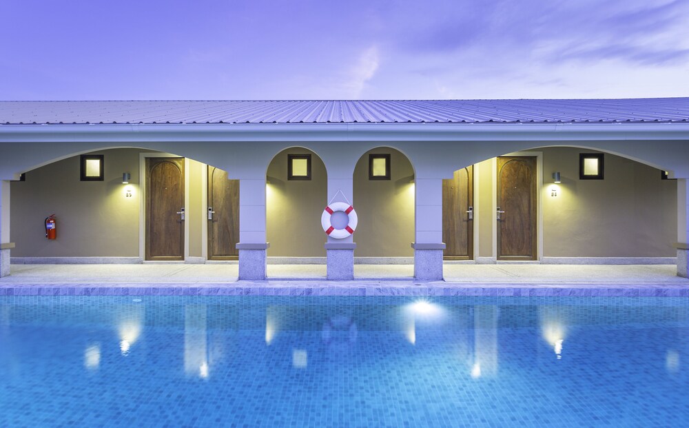 バラバラ バジェット サトゥーン ラクゥ の宿泊予約 ホテルズドットコム