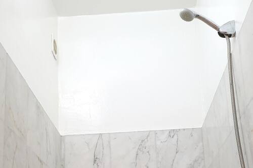 احجز شقة من 2 غرف نوم في الجديدة مع إطلالة رائعة على المدينة وشرفة مفروشة وواي فاي تبع د 4 كم عن الشاطئ في الجديدة قارن أسعار الفنادق في الجديدة