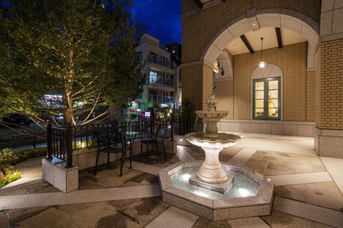 神戶必去景點 介紹18 三宮 花時計前站旅遊資訊及三宮 花時計前站附近酒店推介