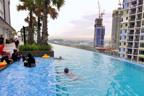 I Soho By Beestay 6pax 2mins To I Central Mall Shah Alam Updated Price Reviews Hd Photos Hotels Com