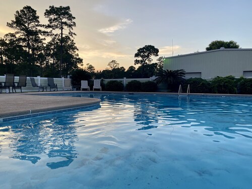 Top Hotels With A Pool In Waycross Georgia Hotelscom