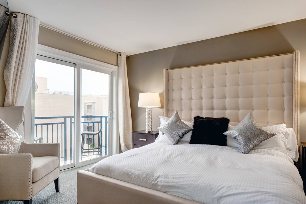 ダウンタウン ペントハウス セカンド アベニュー シアトル の宿泊予約 ホテルズドットコム