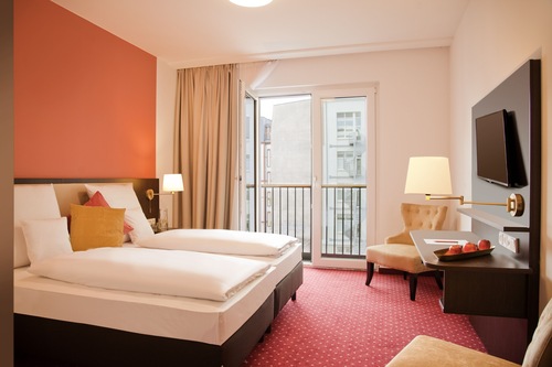 Gold Palais Hotel Berlin Updated Price Reviews Hd Photos Hotels Com
