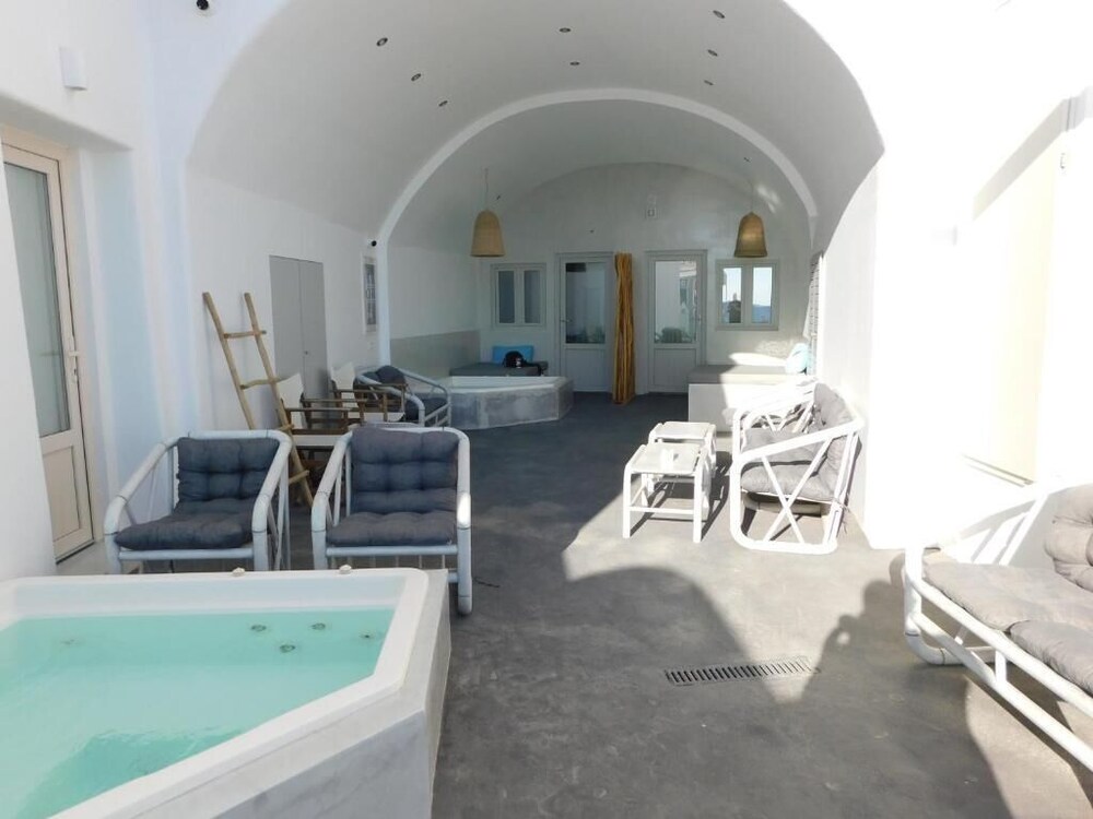 Fira Cave Suites Fira photo 3