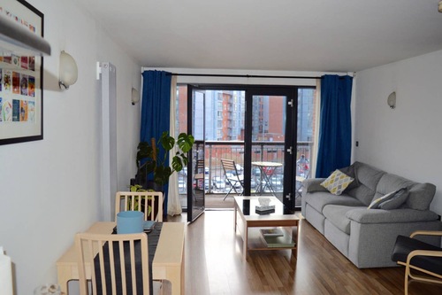 Featured image of post 1 Bedroom Flats In Manchester : Bennett road, crumpsall, manchester m8.