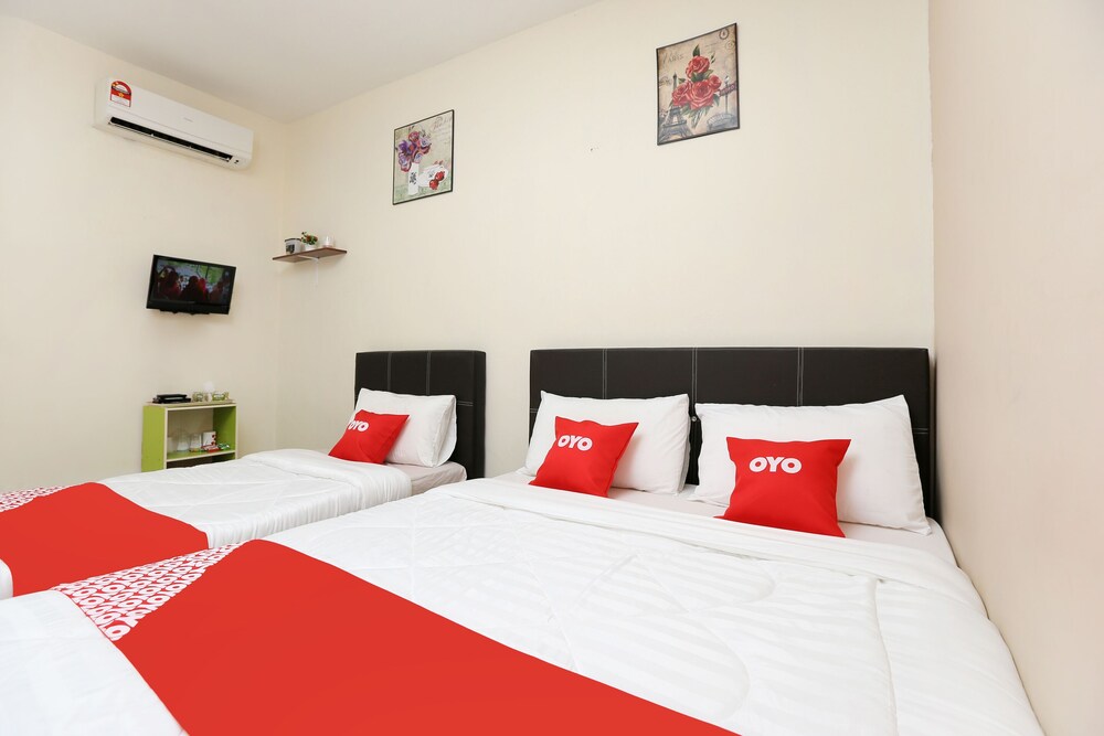 Oyo 89902 Semerah Suites Homestay Pontian Malaysia Pontian Hotel Discounts Hotels Com