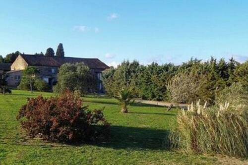 Les Chambres Bulles Du Chateau Belvize Bize Minervois Hotels Com Les Chambres Bulles Du Chateau Belvize Bize Minervois Hotels Com
