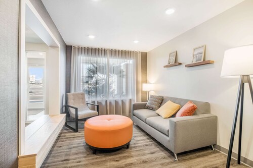 15 Closest Hotels To National Orange Show Events Center In San Bernardino Hotelscom