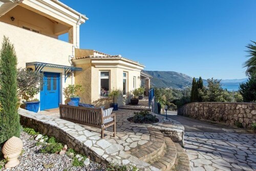 La Casa Al Mare By Corfuescapes Corfu Greece Corfu Hotel Discounts Hotels Com