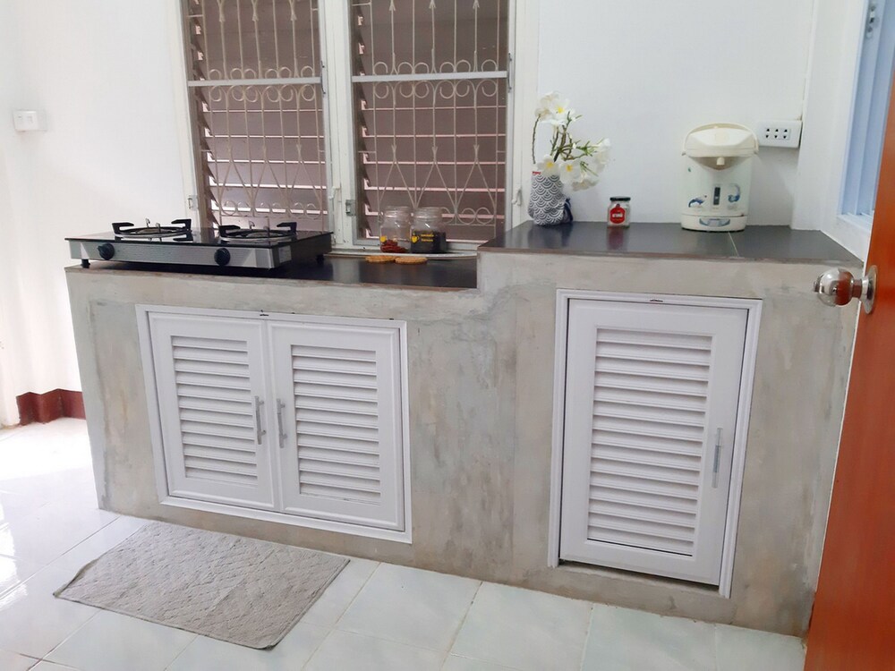 Mj ハウス ステイ ゲスト アンド ホスト サンサーイ の宿泊予約 ホテルズドットコム