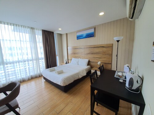 Hotels Com Deals Discounts For Hotel Reservations From Luxury Hotels To Budget Accommodations