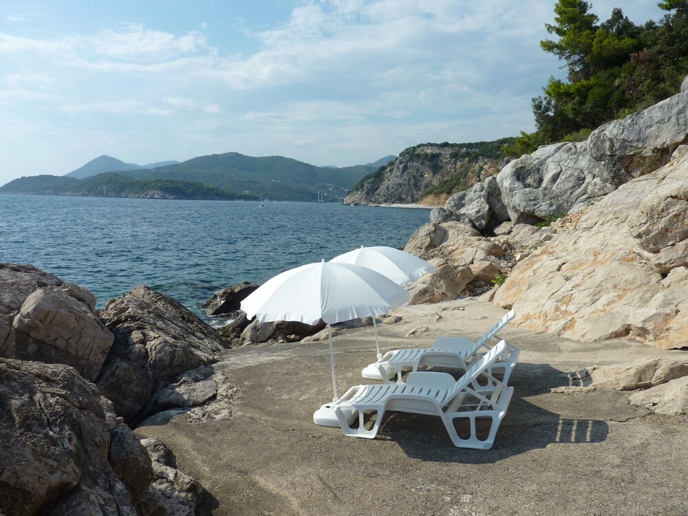 Book Sun Sea Apartments In Lozica Hotels Com