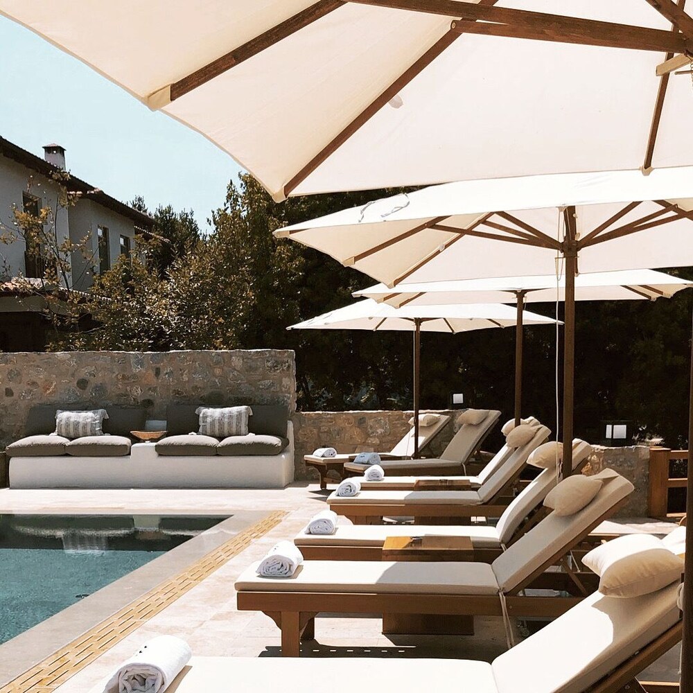 book the river house in ula hotels com