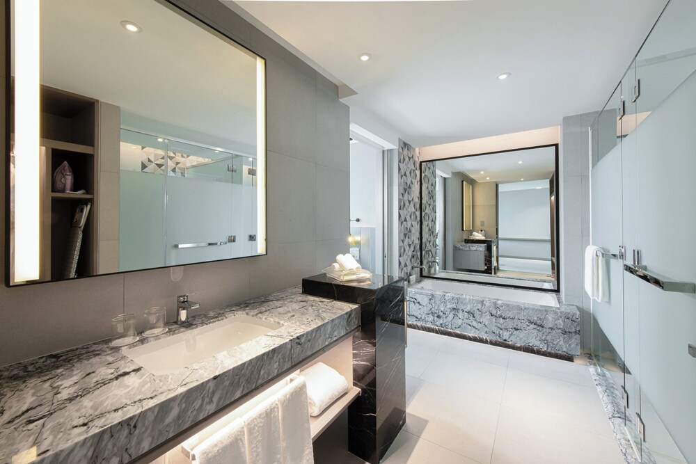 Book Holiday Inn Johor Bahru City Centre An Ihg Hotel In Johor Bahru Hotels Com