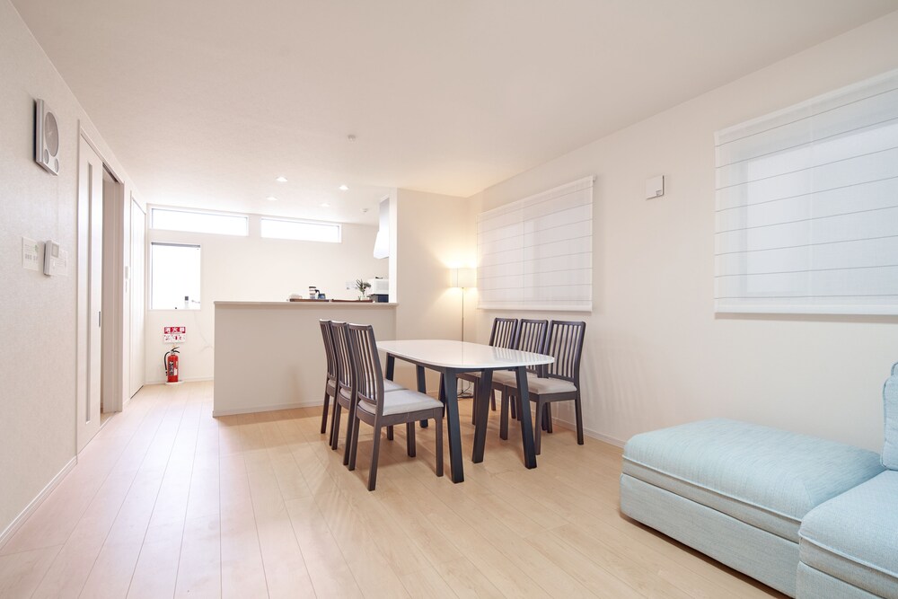 احجز Neihan Yakyo House في أوساكا قارن أسعار الفنادق في أوساكا