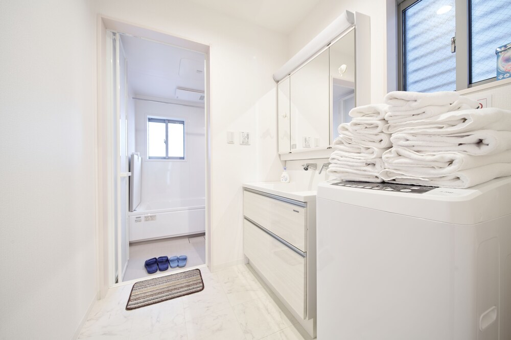 احجز Neihan Yakyo House في أوساكا قارن أسعار الفنادق في أوساكا