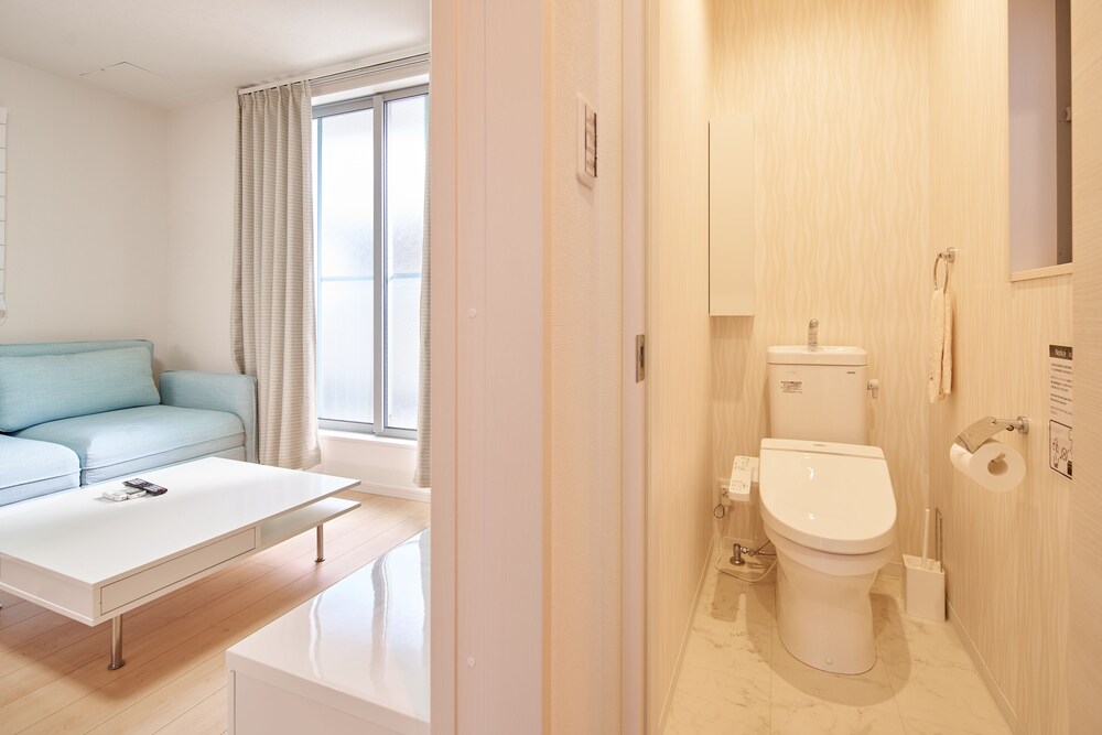 احجز Neihan Yakyo House في أوساكا قارن أسعار الفنادق في أوساكا