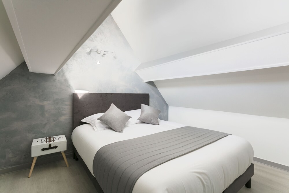 Book Roissy Appartements In Roissy En France Hotels Com