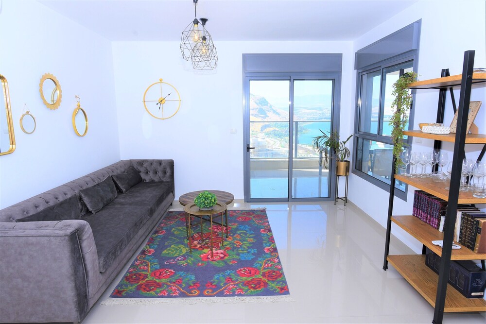 ドモス ティベリアス ティベリアス の宿泊予約 ホテルズドットコム