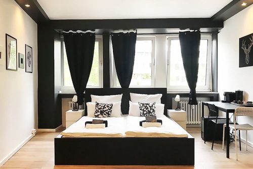 Blk Hostel Dusseldorf Germany Dusseldorf Hotel Discounts Hotels Com