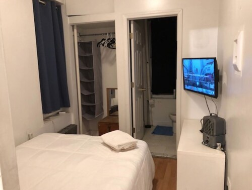 ニューヨーク ヘルズ キッチンのアパートメント 宿泊予約 最安値検索 格安予約 ホテルズドットコム